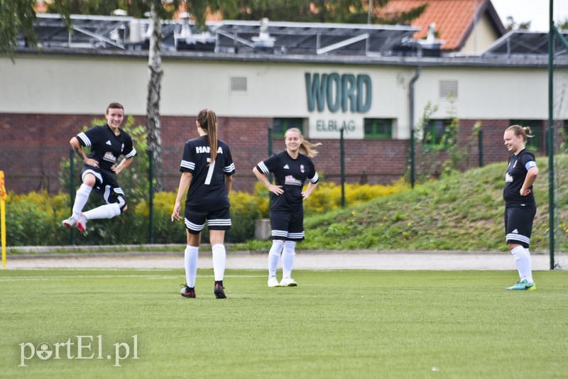 Falstart Hanzy na rozpoczęcie sezonu zdjęcie nr 182989