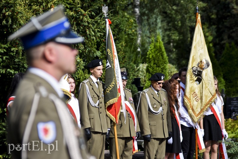Pamiętamy o bohaterach zdjęcie nr 183395