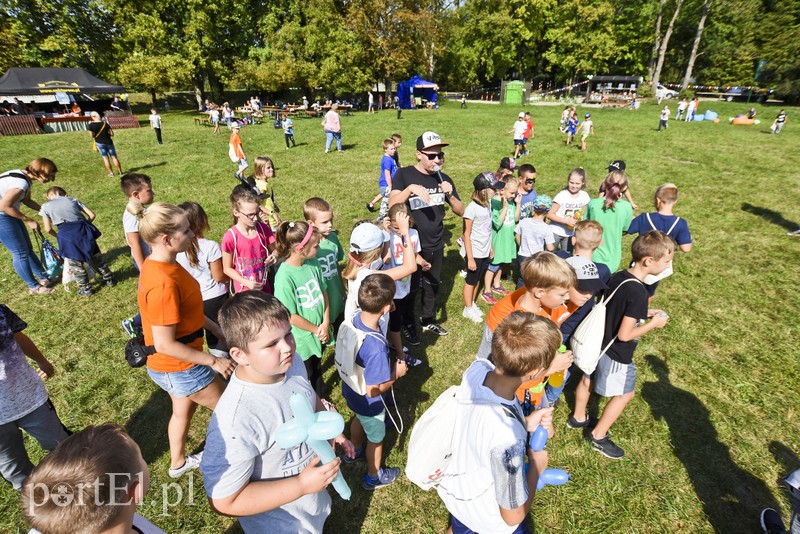 Wakacje pożegnali festynem zdjęcie nr 183932