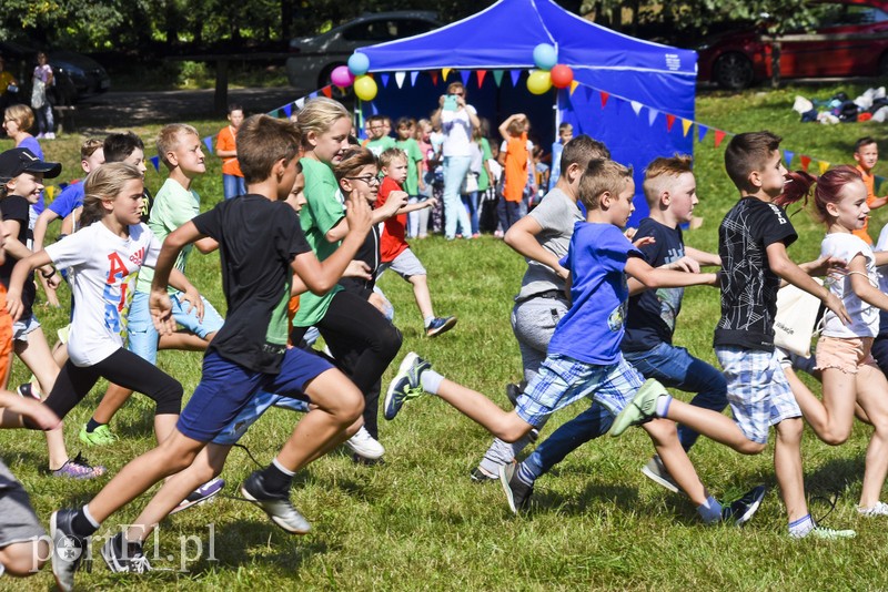 Wakacje pożegnali festynem zdjęcie nr 183936