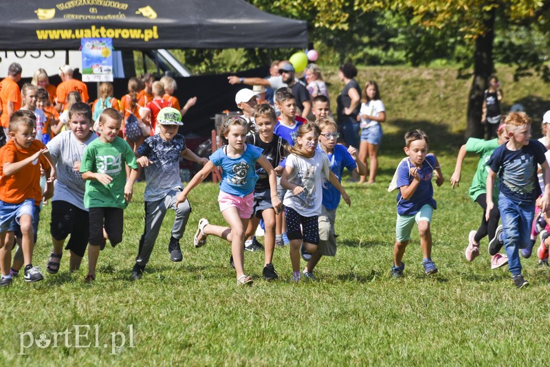 Wakacje pożegnali festynem zdjęcie nr 183933