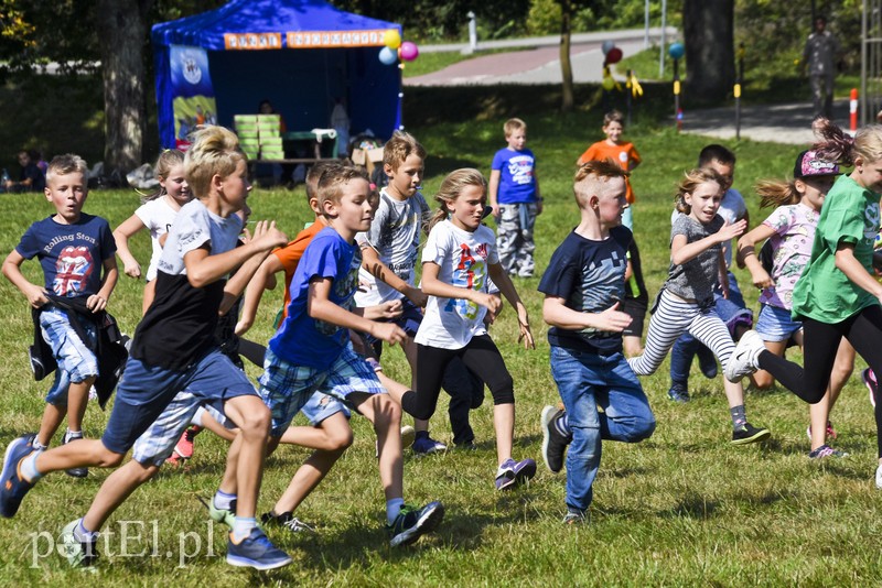 Wakacje pożegnali festynem zdjęcie nr 183935