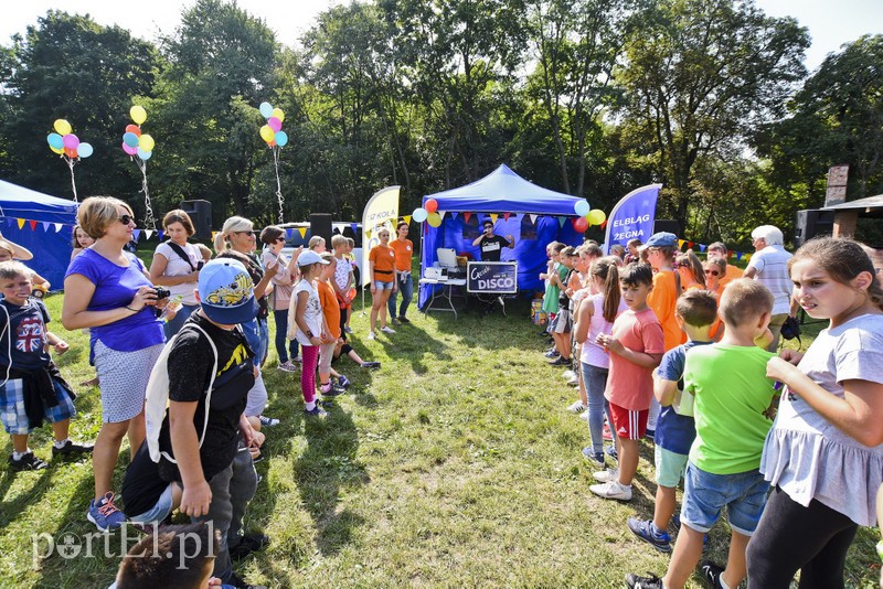 Wakacje pożegnali festynem zdjęcie nr 183924