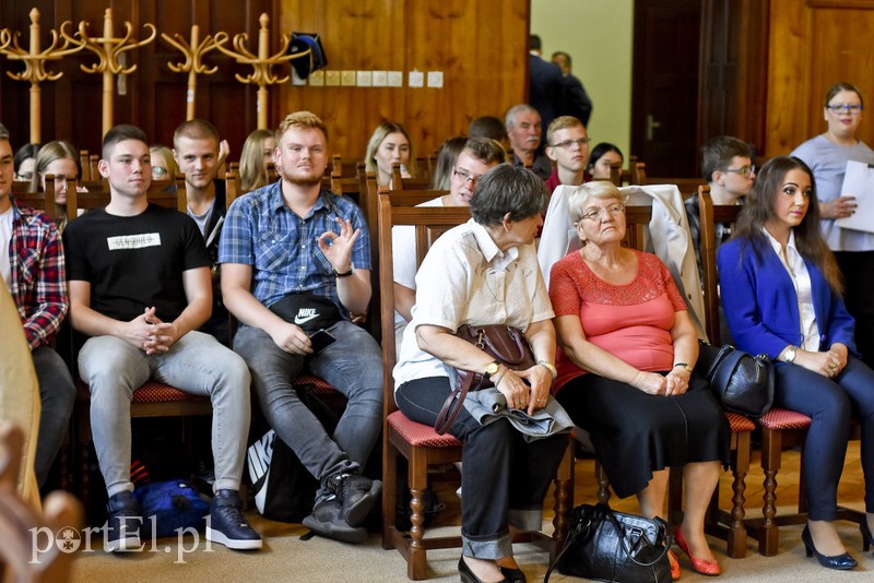 Elbląg Dzisiaj sesja Rady Miejskiej. Oglądaj na żywo!