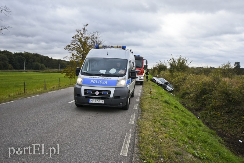 Elbląg Wypadek w Jagodnie, dwie osoby w szpitalu