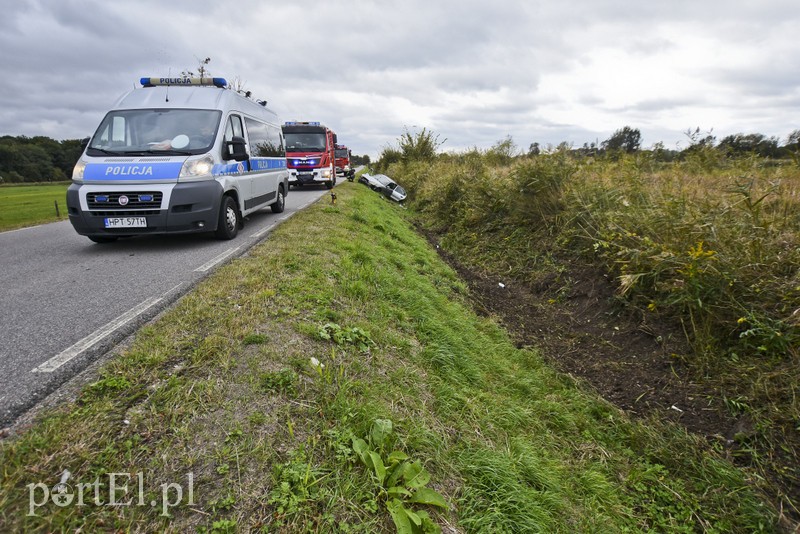 Wypadek w Jagodnie, dwie osoby w szpitalu zdjęcie nr 185719