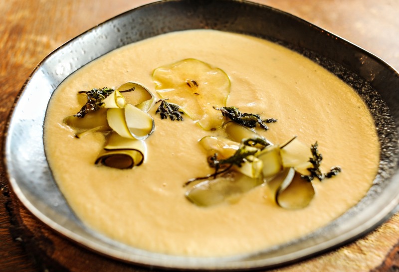 Krem sezonowy:
gruszka/pietruszka.