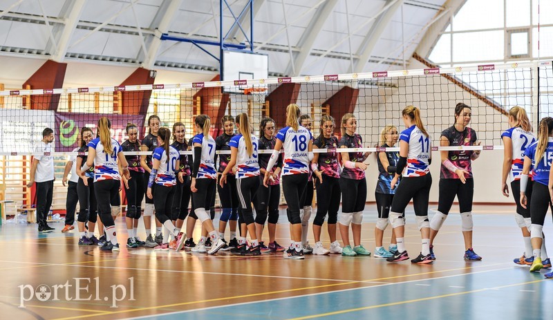 Elbląg  Siatkarki Truso z trzema punktami