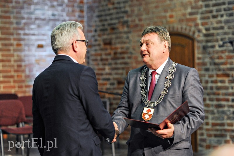 Mniej polityki, więcej współpracy zdjęcie nr 187044