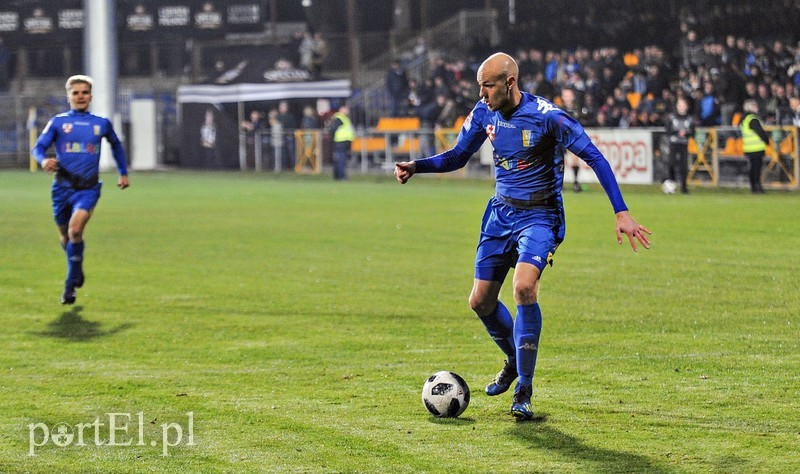 Żółto-biało-niebieski remis zdjęcie nr 187272