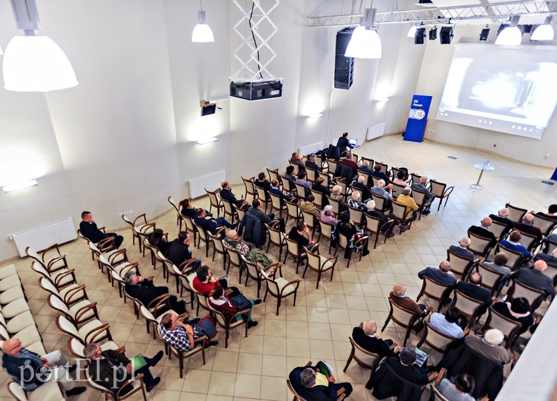 Historia turbiną się toczy zdjęcie nr 188645