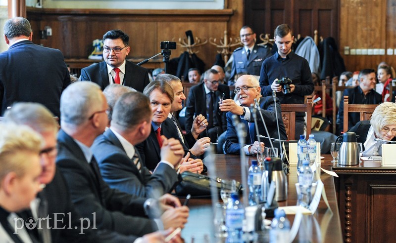 Nowa rada już pracuje zdjęcie nr 189407