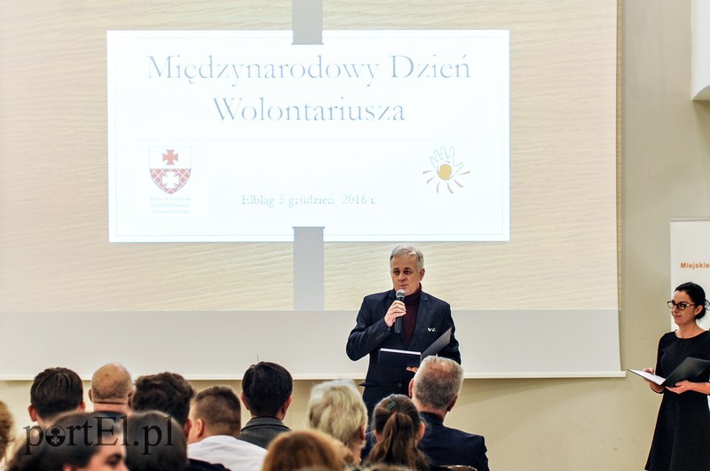 Oni chcą i lubią pomagać zdjęcie nr 190228