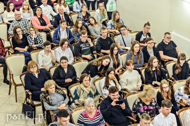 Oni chcą i lubią pomagać zdjęcie nr 190234