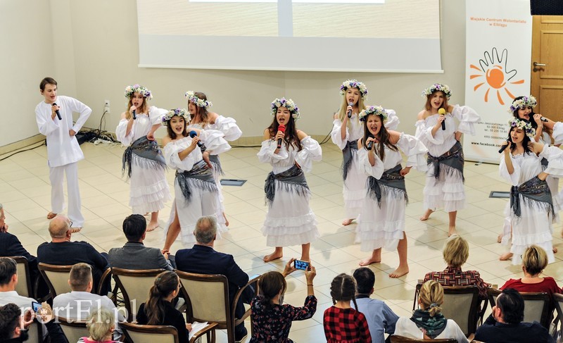 Oni chcą i lubią pomagać zdjęcie nr 190243