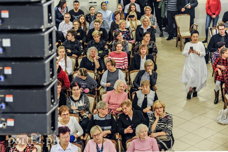 Oni chcą i lubią pomagać zdjęcie nr 190237