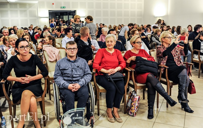 Elbląg Oni chcą i lubią pomagać