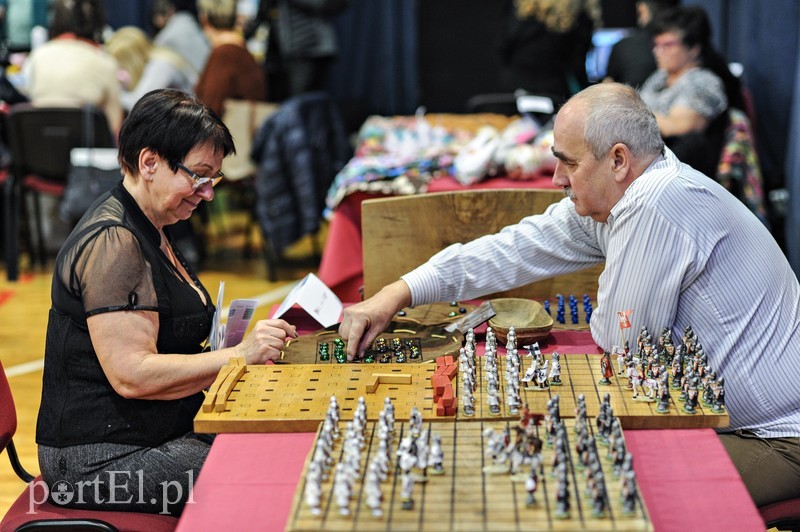 Seniorzy przygotowują się do świąt zdjęcie nr 190504