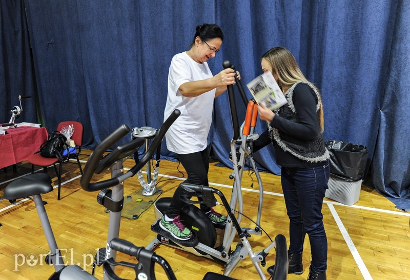 Seniorzy przygotowują się do świąt zdjęcie nr 190501