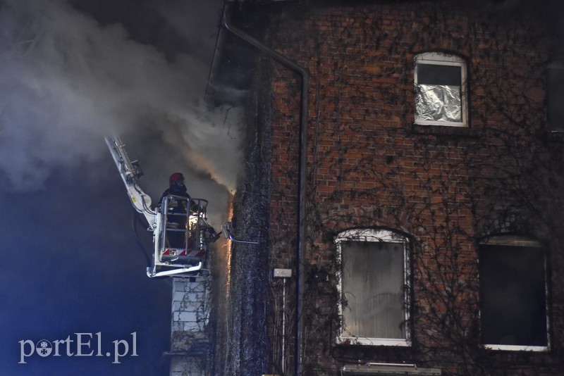 Pożar budynku przy ul. Bożego Ciała zdjęcie nr 191797