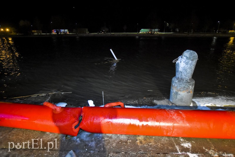 Wody przybywa, uwaga na wiatr zdjęcie nr 192096