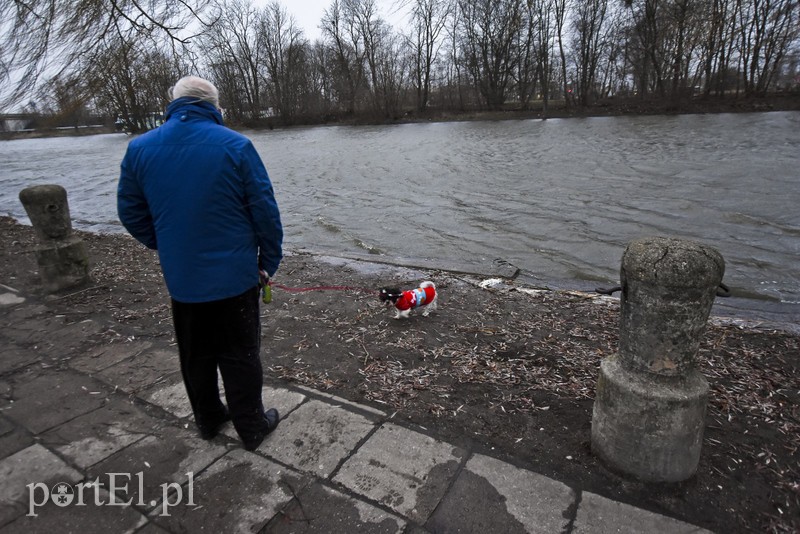 Wody przybywa, uwaga na wiatr zdjęcie nr 192063