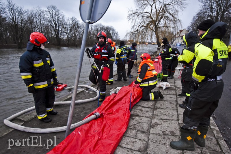 Wody przybywa, uwaga na wiatr zdjęcie nr 192079