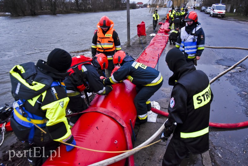 Wody przybywa, uwaga na wiatr zdjęcie nr 192075