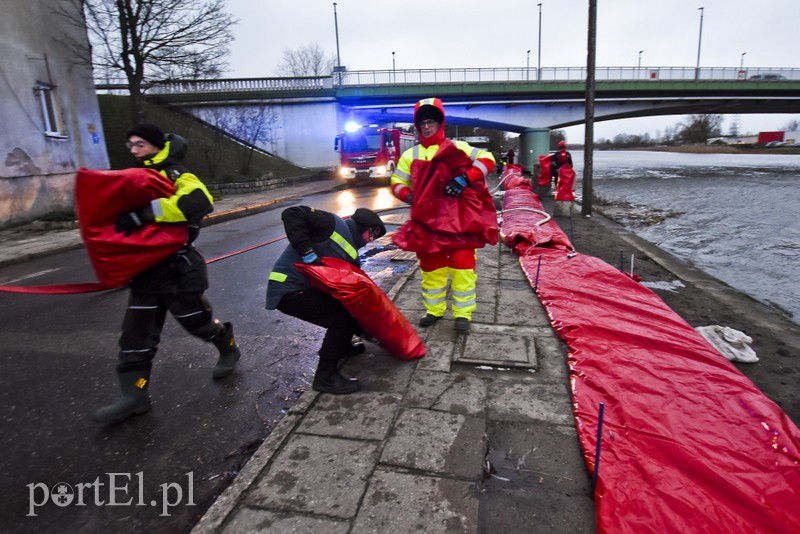 Wody przybywa, uwaga na wiatr zdjęcie nr 192082