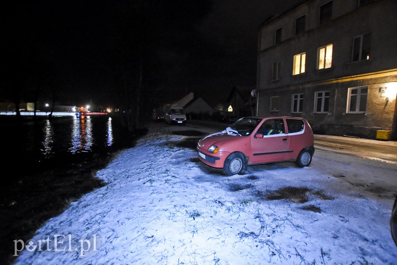 Wody przybywa, uwaga na wiatr zdjęcie nr 192103