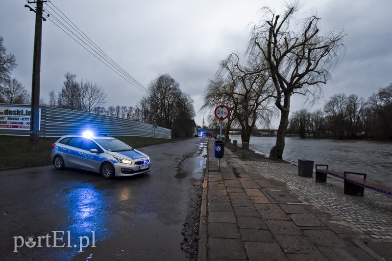 Wody przybywa, uwaga na wiatr zdjęcie nr 192083