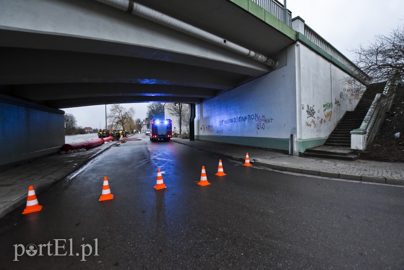 Wody przybywa, uwaga na wiatr zdjęcie nr 192073