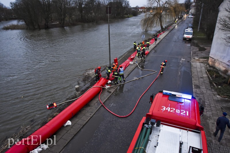 Wody przybywa, uwaga na wiatr zdjęcie nr 192076
