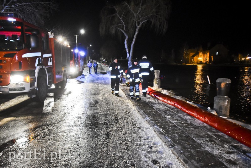 Wody przybywa, uwaga na wiatr zdjęcie nr 192091