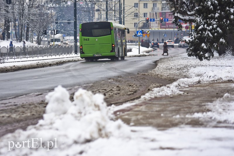 Jest śnieg, są problemy zdjęcie nr 192440