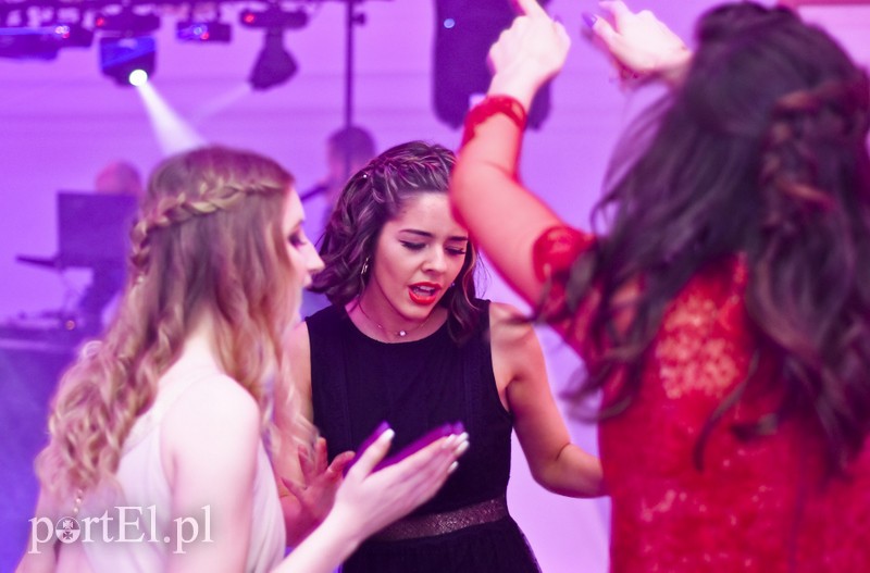 IV LO: Studniówka ze sportowym akcentem zdjęcie nr 192637