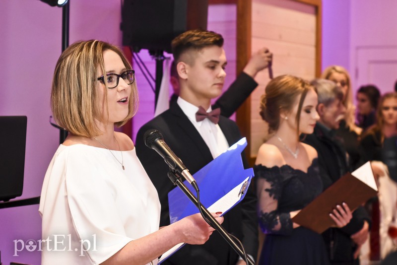 IV LO: Studniówka ze sportowym akcentem zdjęcie nr 192575