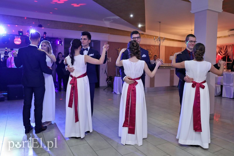 ZSEiO: Tego balu się nie zapomina zdjęcie nr 192767