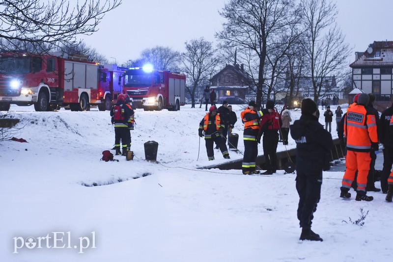 Tragiczny wypadek, mężczyzna wpadł do rzeki (aktualizacja) zdjęcie nr 193850