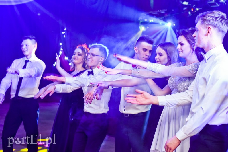 Pierwszy, tak ważny bal zdjęcie nr 194554