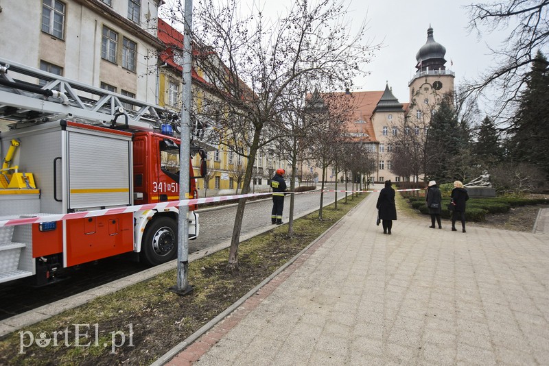 Elbląg Alarm bombowy w Urzędzie Miejskim (aktualizacja)