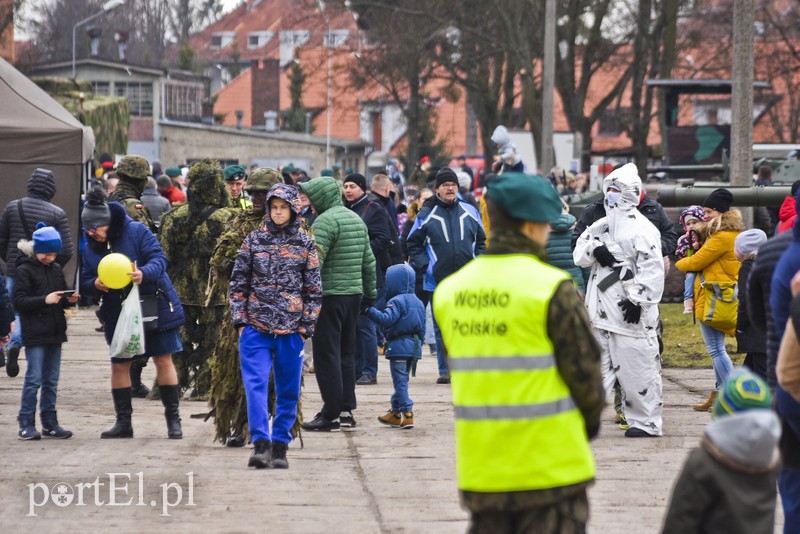 Żołnierze zapraszają na piknik. Co Wy NA TO? zdjęcie nr 196156
