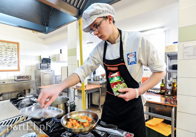 Czarna skrzynka czekała na kucharzy zdjęcie nr 196680