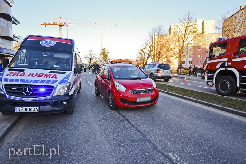 Elbląg Kobieta z dwójką dzieci potrącona na ul. Teatralnej