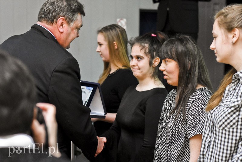 To oni czynią ten świat lepszym zdjęcie nr 199700