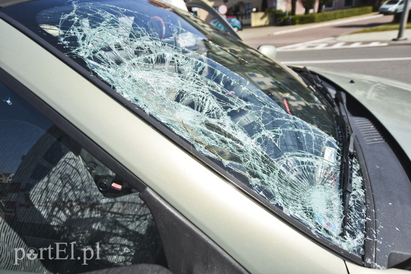 Potrącenie kobiety na przejściu dla pieszych zdjęcie nr 200084