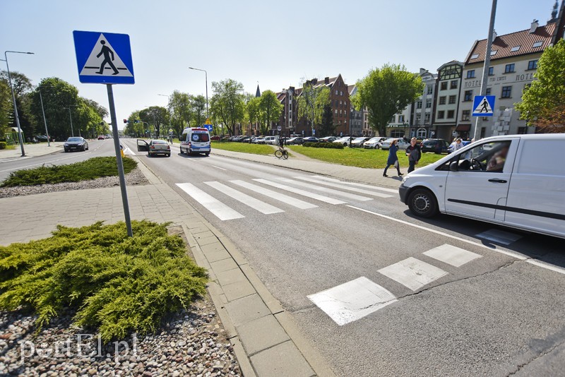 Potrącenie kobiety na przejściu dla pieszych zdjęcie nr 200087