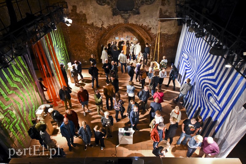 Wieczorne gry, pokazy i wystawy zdjęcie nr 201118