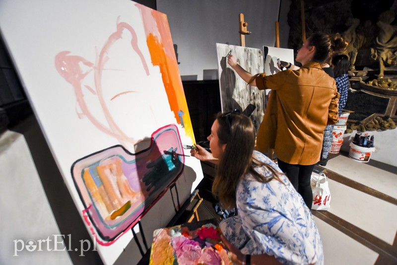 Wieczorne gry, pokazy i wystawy zdjęcie nr 201106