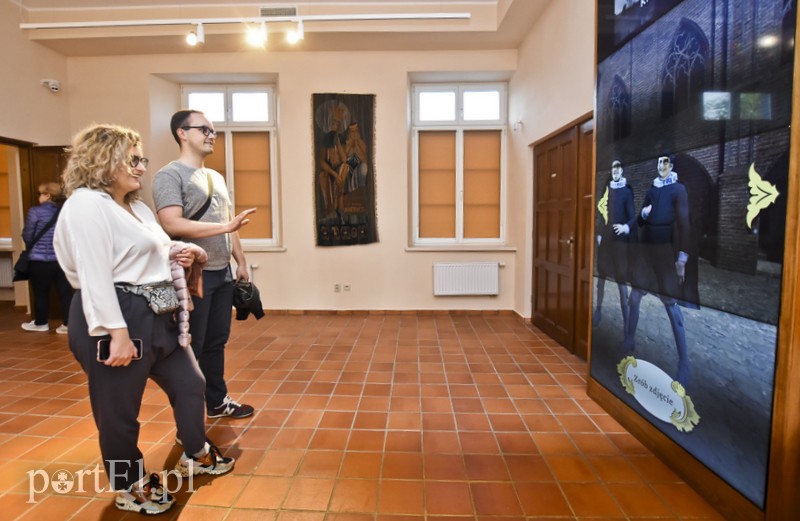 Wieczorne gry, pokazy i wystawy zdjęcie nr 201034